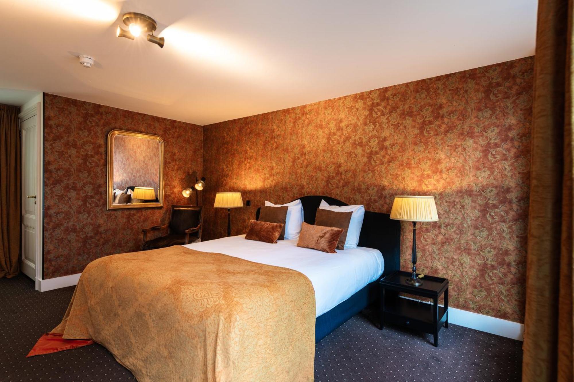 Grand Boutique Hotel-Restaurant Huis Vermeer Deventer Szoba fotó