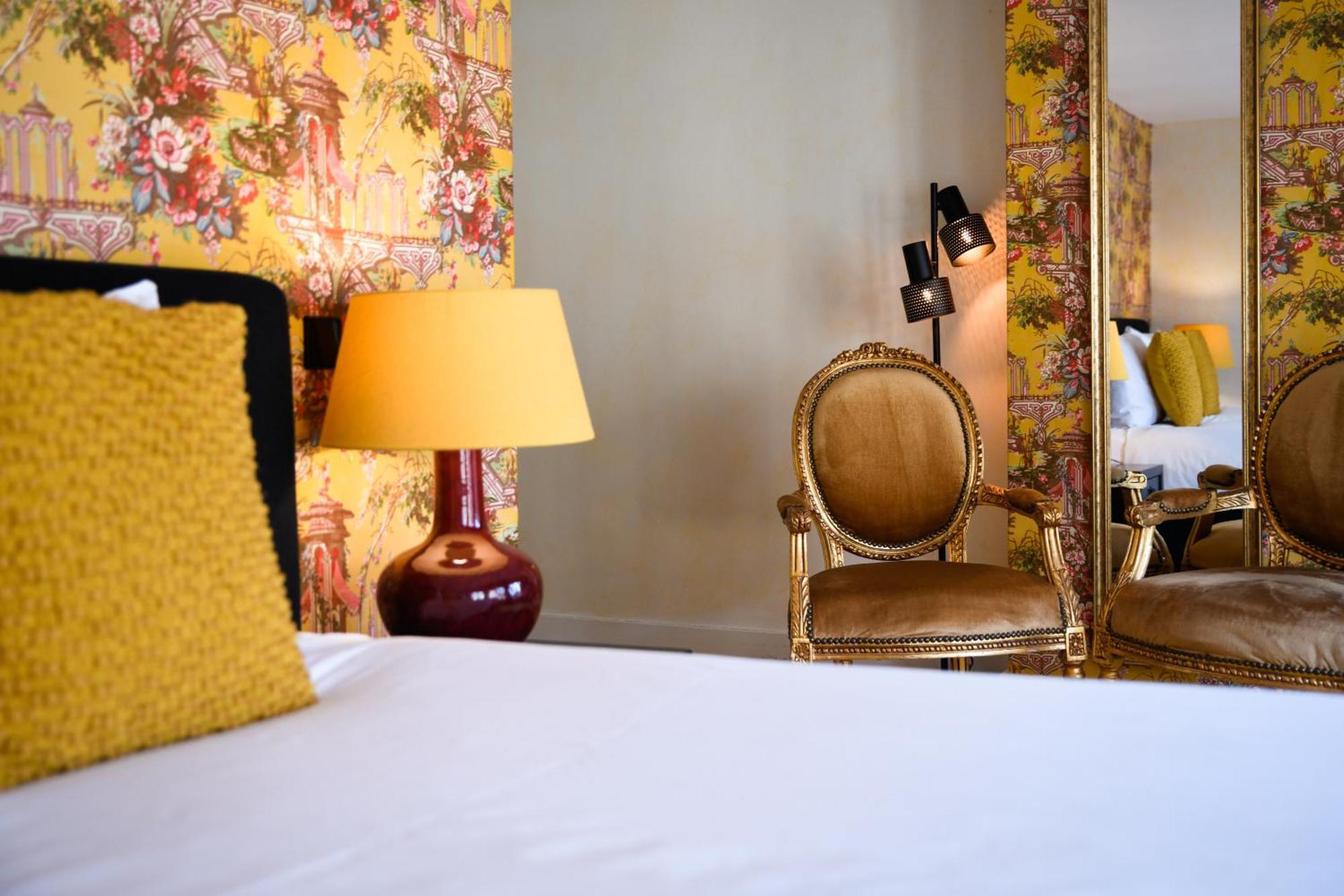 Grand Boutique Hotel-Restaurant Huis Vermeer Deventer Szoba fotó