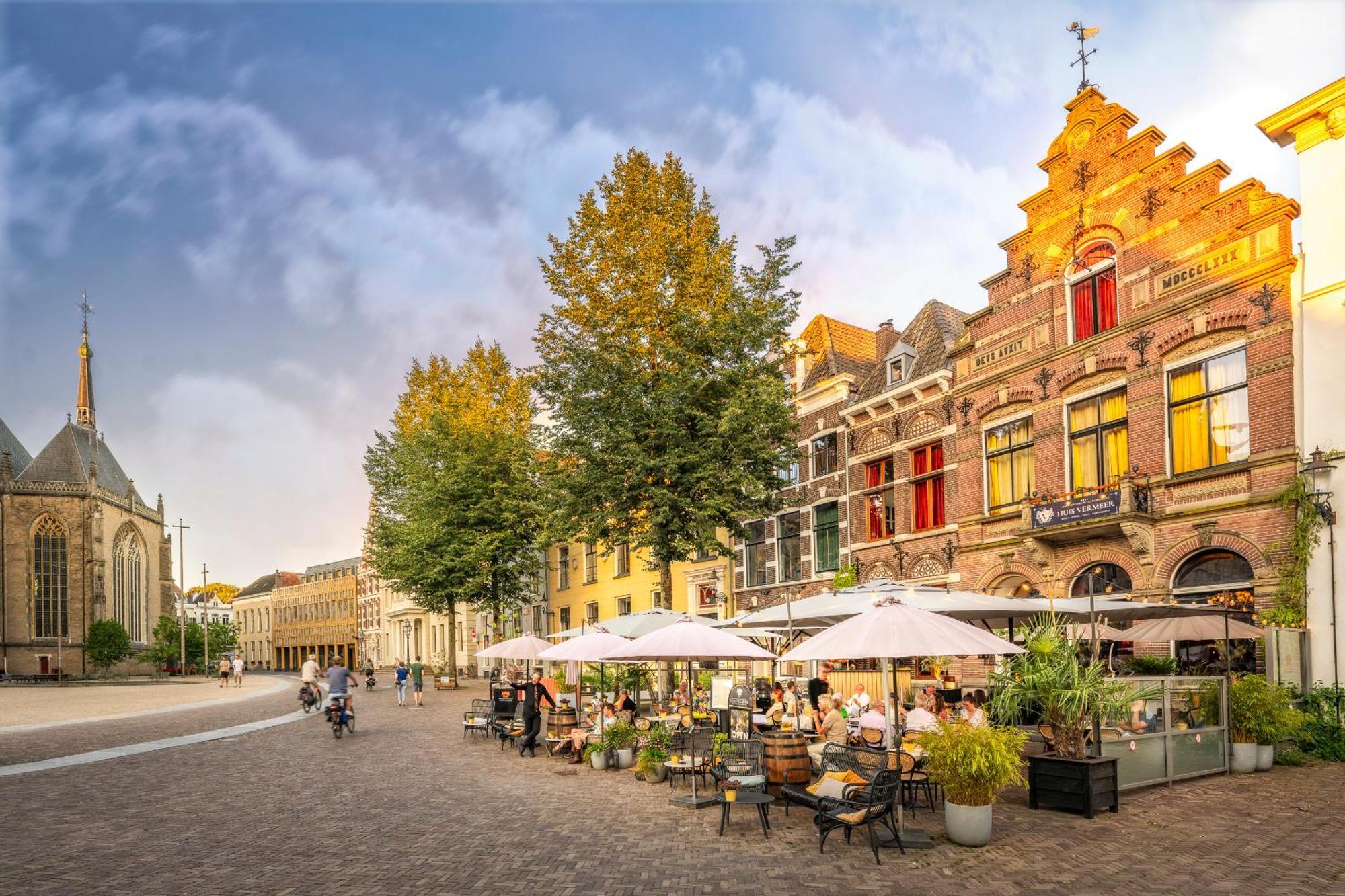 Grand Boutique Hotel-Restaurant Huis Vermeer Deventer Kültér fotó