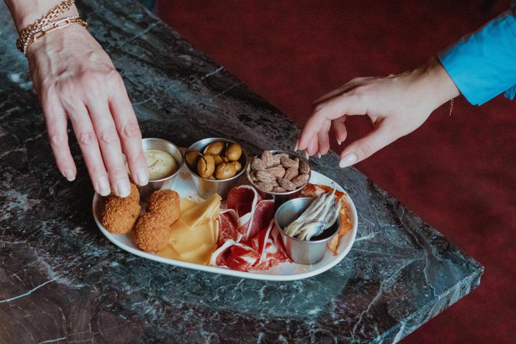 Grand Boutique Hotel-Restaurant Huis Vermeer Deventer Kültér fotó